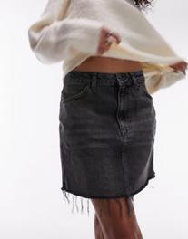 asosにおける￥15でのTopshop denim high waist mini skirt in washed blackのオファー