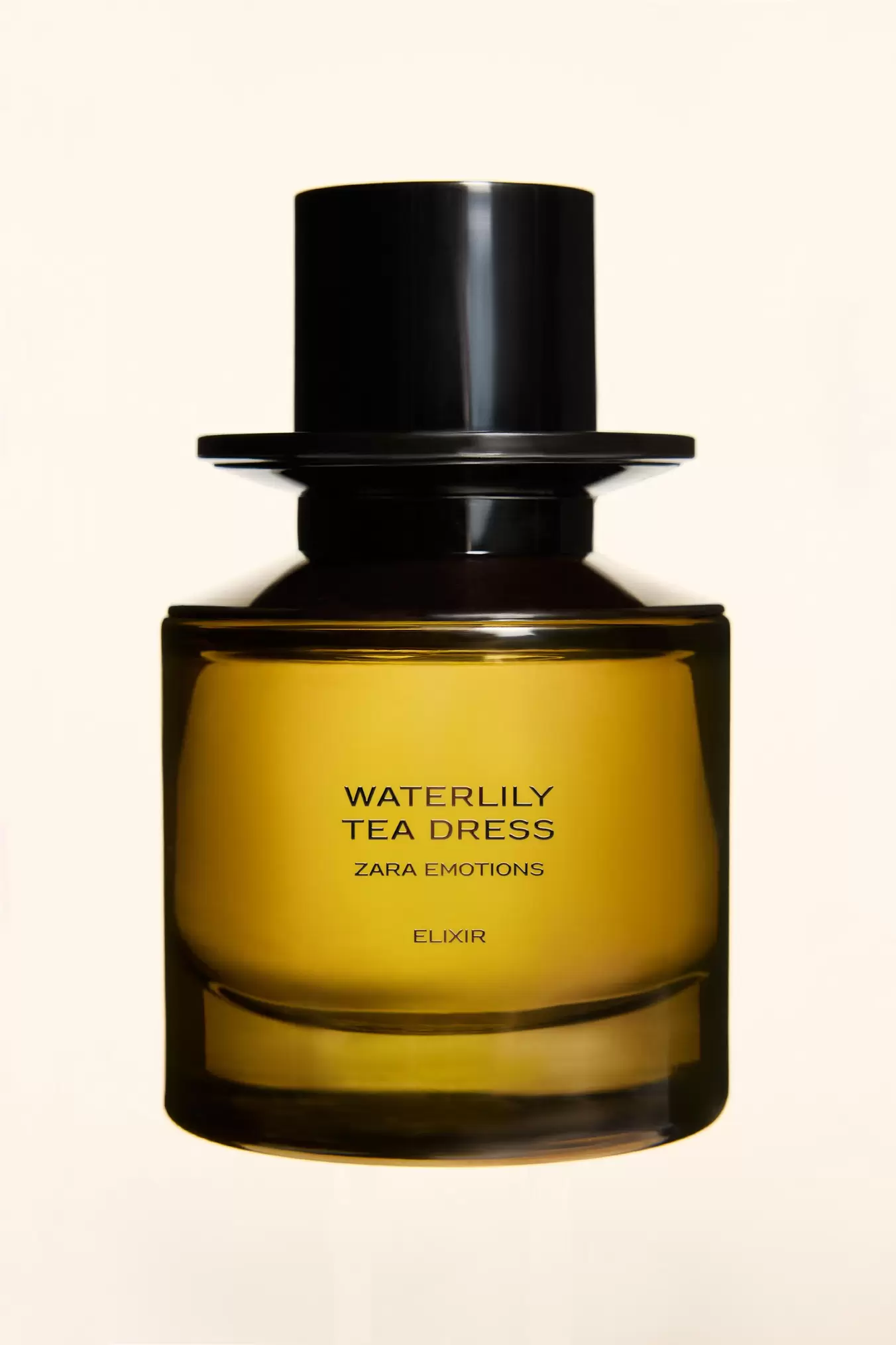 ZARAにおける￥5990でのWATERLILY TEA DRESS ELIXIR PARFUM 60ML (2.3 FL. OZ).のオファー