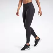 リーボックにおける￥3990でのラックス タイツ / LUX TIGHT（ブラック）のオファー