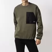 リーボックにおける￥5990でのアドベンチャー フリース スウェット / CL ADVENTURE FLEECE SWEAT （アーミーグリーン）のオファー